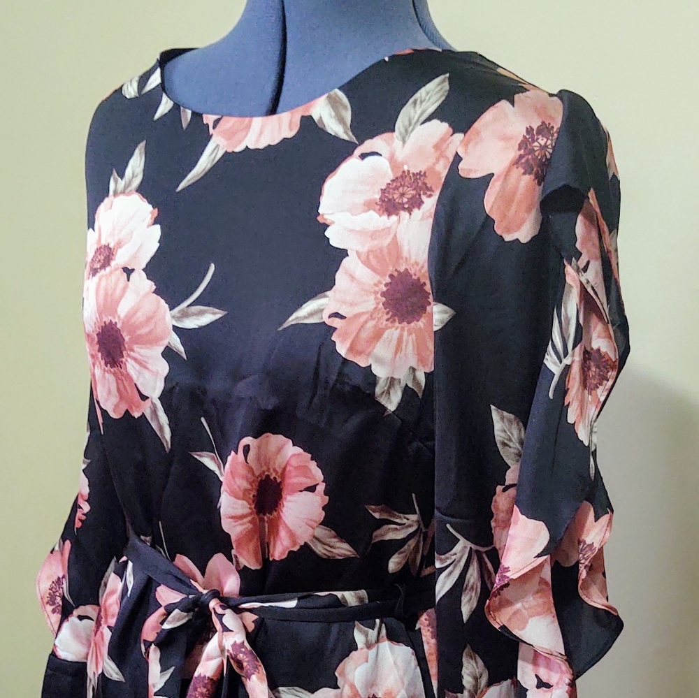 Collective Concepts Long Sleeve Dress